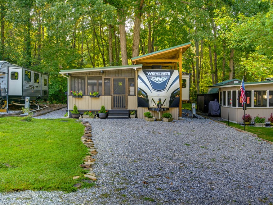 324 Leisure Acres Drive, Cleveland, Georgia