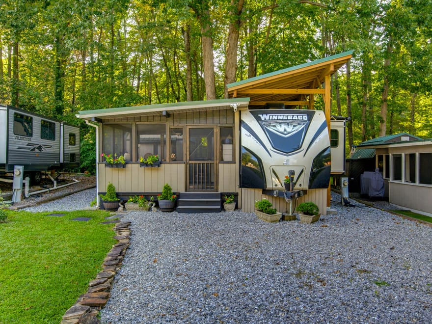 324 Leisure Acres Drive, Cleveland, Georgia
