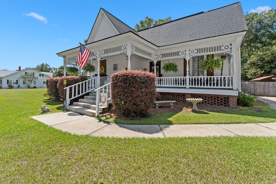89 S Dooley Street, Hawkinsville, Georgia