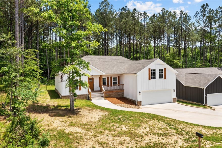 3182 Crow Road, Dalton, Georgia