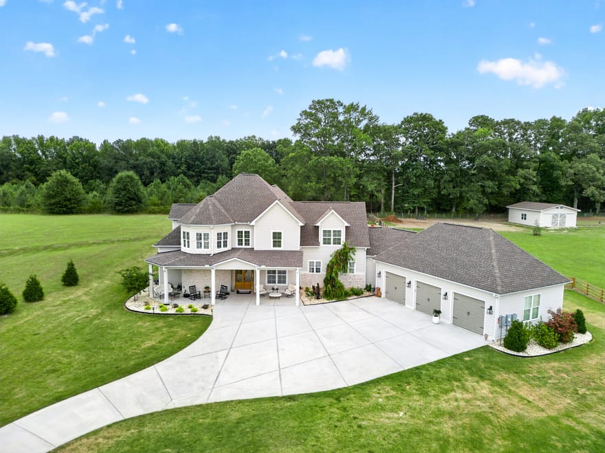 124 John C Hunter Road, Sharpsburg, Georgia