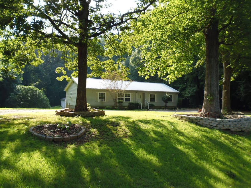 1217 Vaughn Road, Griffin, Georgia