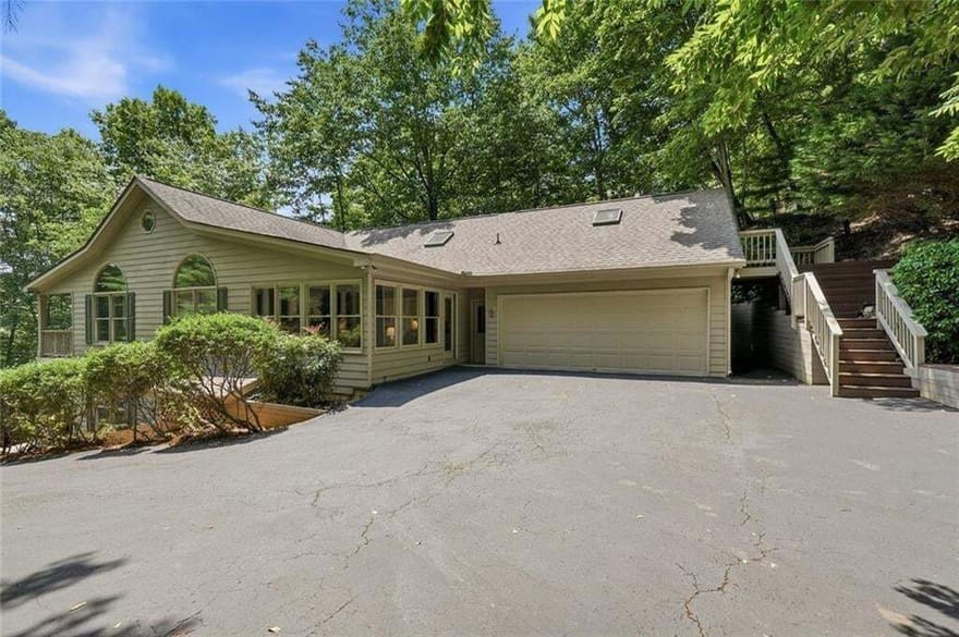1121 Woodland Trace, Jasper, Georgia