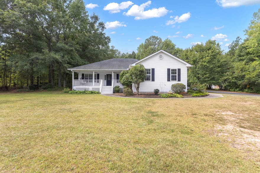8 Melba Court, Senoia, Georgia