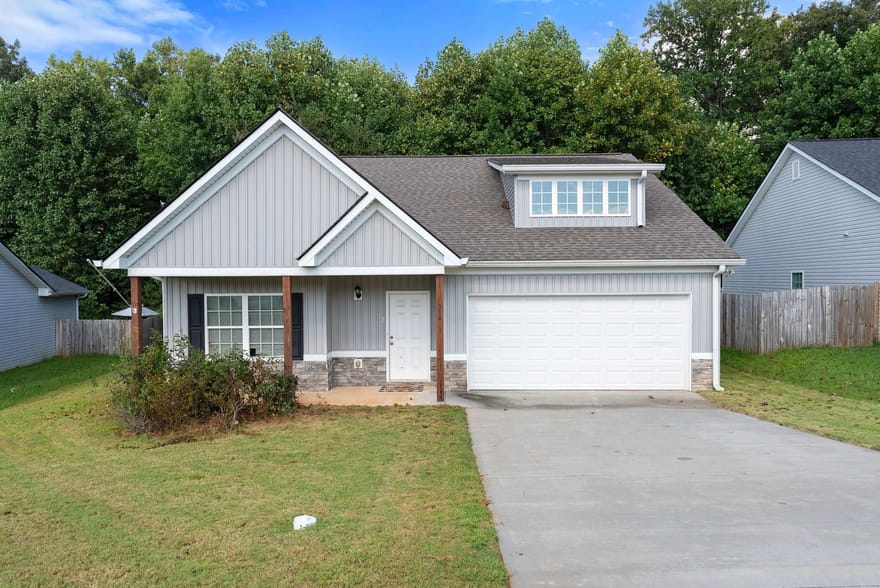 314 Highland Pointe Drive, Alto, Georgia