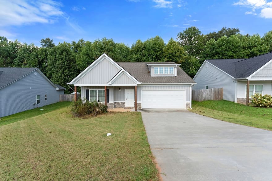 314 Highland Pointe Drive, Alto, Georgia