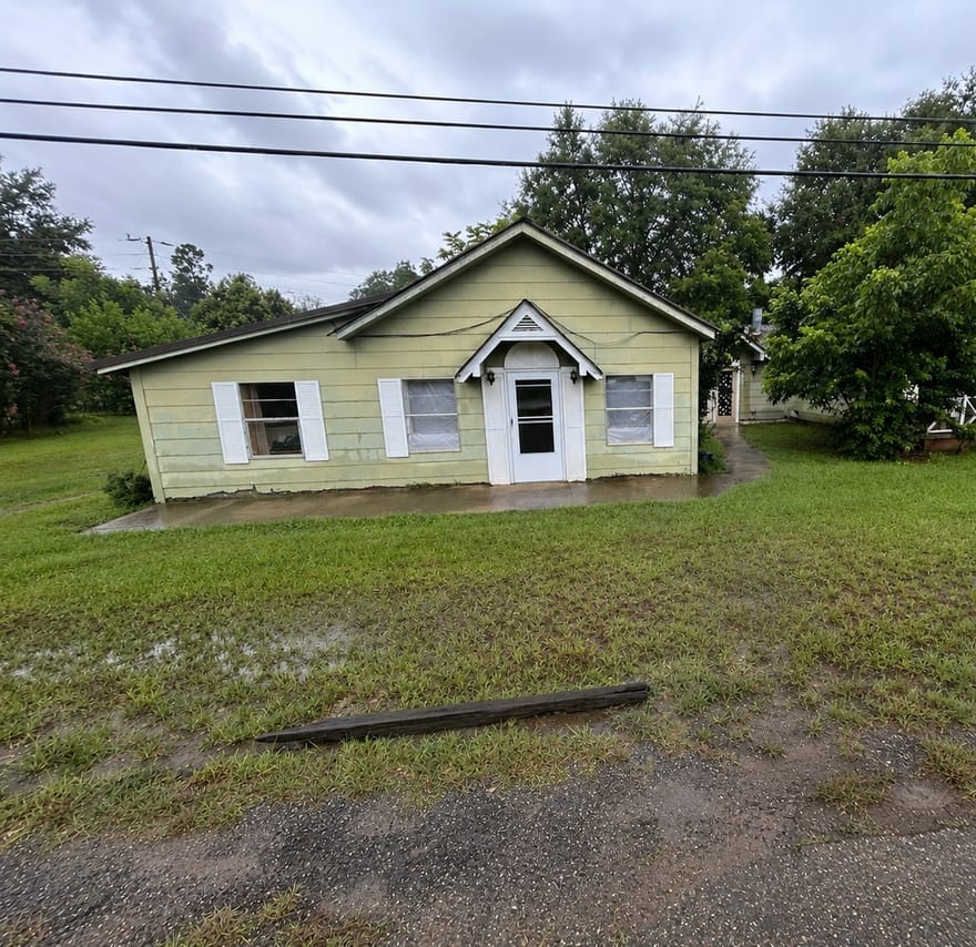 990 S Main Street, Blakely, Georgia