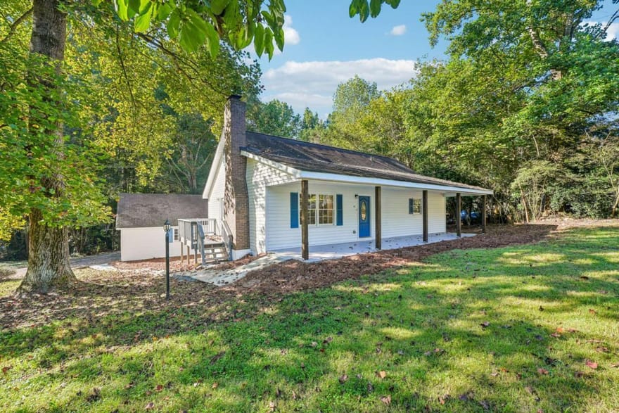 22 Oak Circle, Dallas, Georgia