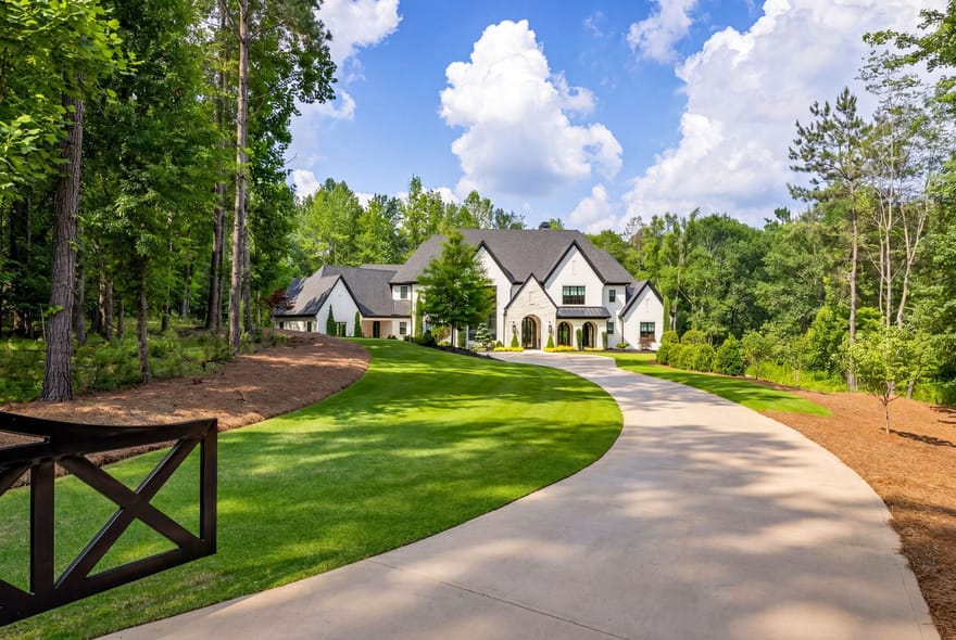 200 Deerhaven Lane, Milton, Georgia