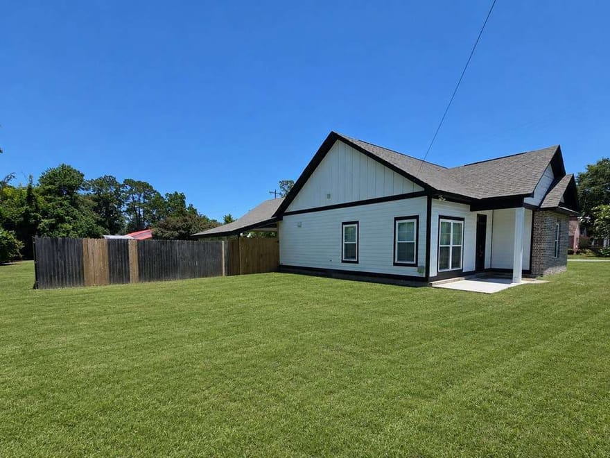 215 E Eighth Street, Adel, Georgia