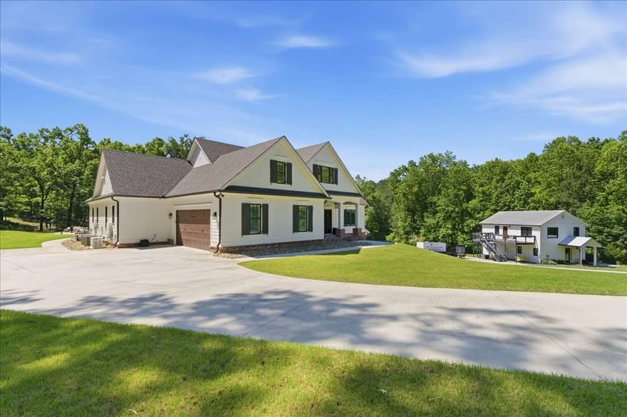 395 Heard Road, Canton, Georgia