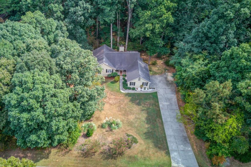 3244 Holly Stand Court, Loganville, Georgia