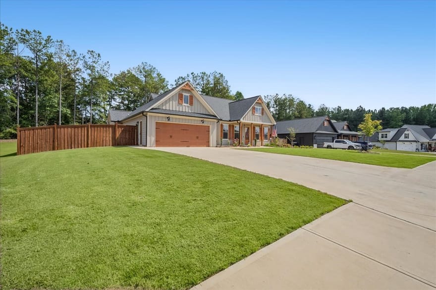348 Barnwood Drive, Rockmart, Georgia