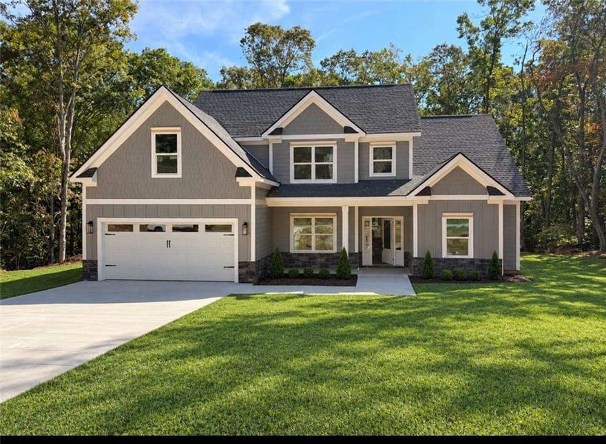 303 Spring Lake Cove, White, Georgia