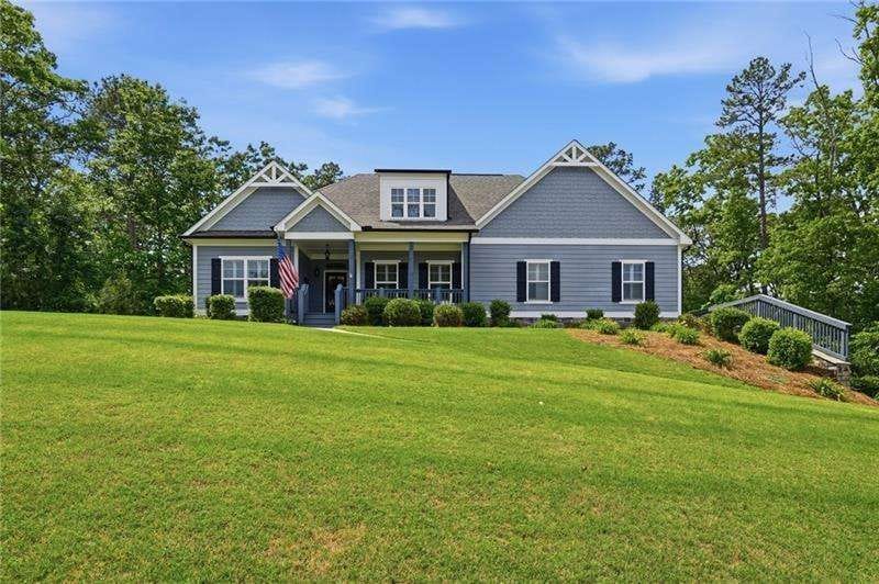 423 Spring Lake Hills, White, Georgia