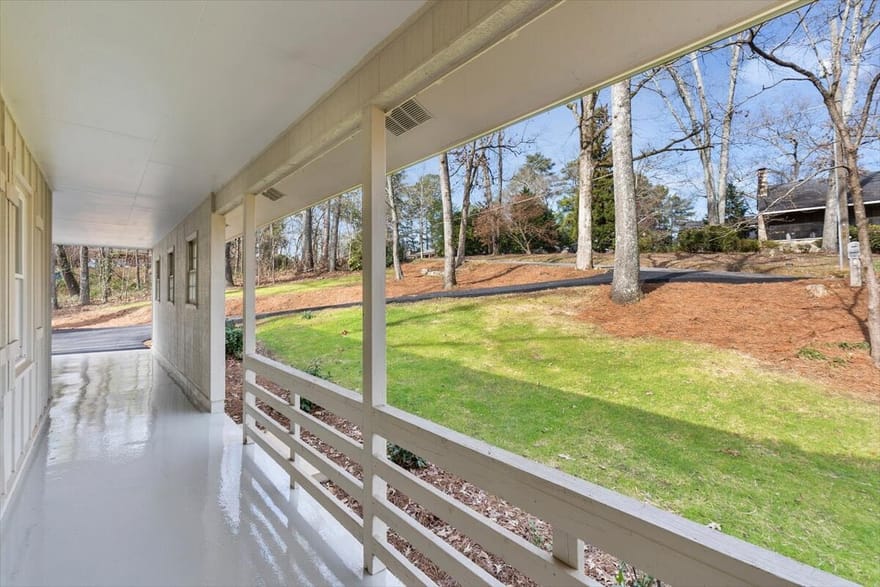 49 Apache Trail SW, Cartersville, Georgia