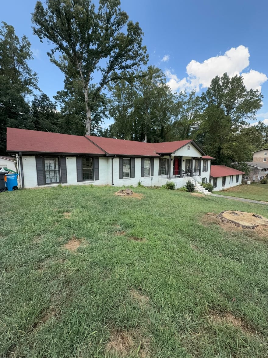 5645 Nottingham Drive NW, Lilburn, Georgia