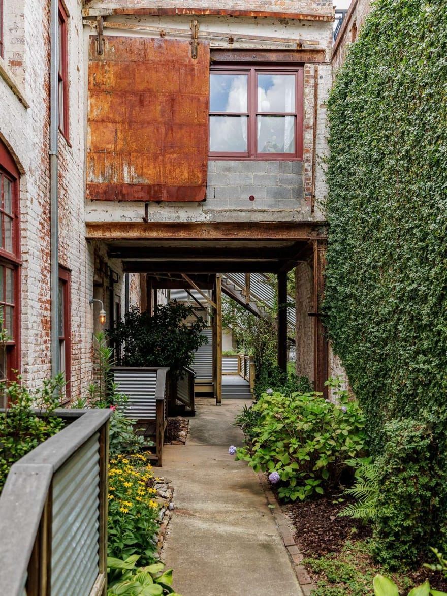 585 White Circle, Athens, Georgia