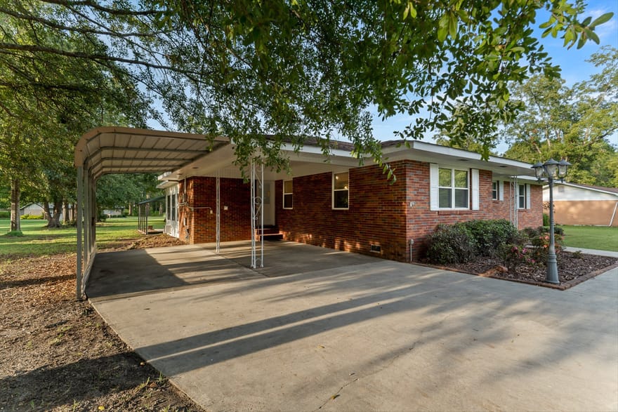 505 Hope Street, Metter, Georgia