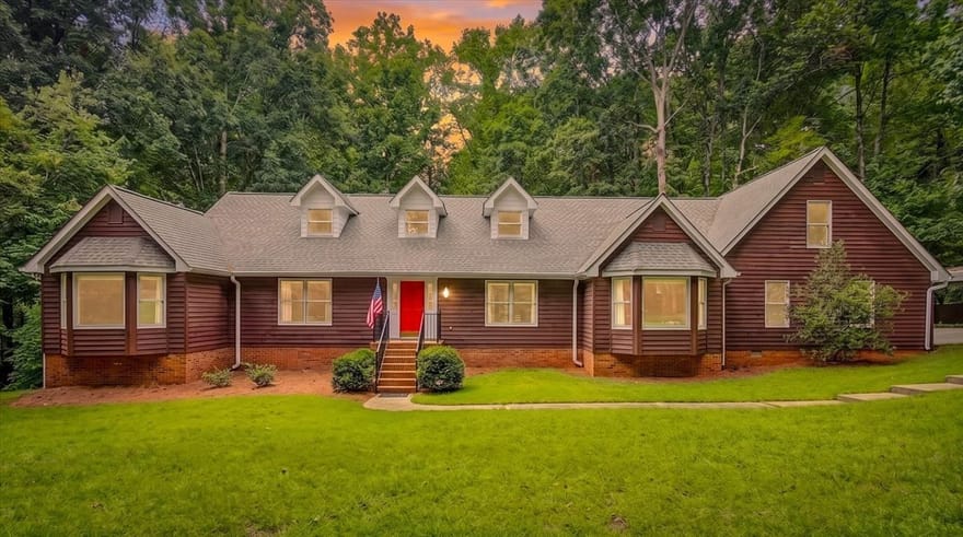1244 Timberland Drive SE, Marietta, Georgia