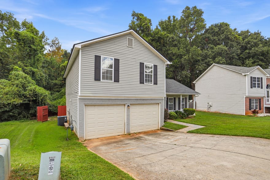 2201 Clayton Ridge, Lithonia, Georgia