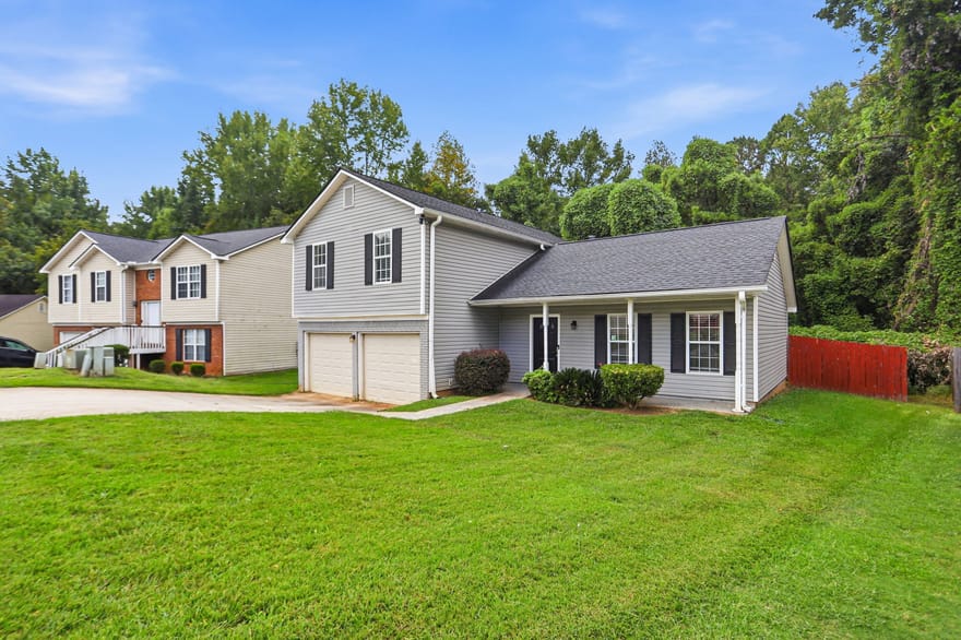 2201 Clayton Ridge, Lithonia, Georgia