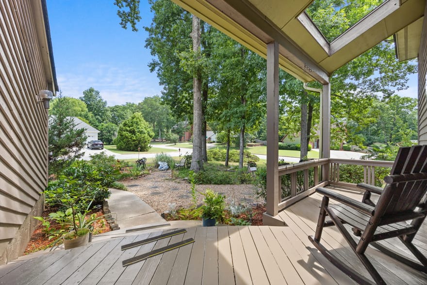 2335 Ettas Circle SE, Conyers, Georgia