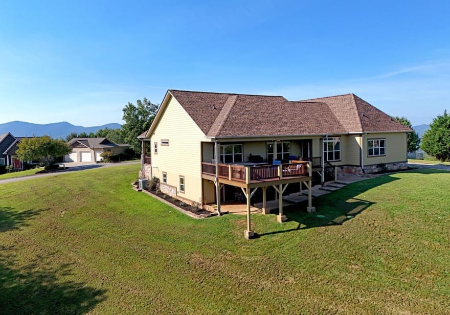 594 Summit Trace, Blairsville, Georgia