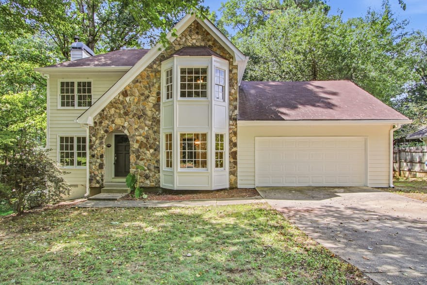 1039 Plantation Boulevard SE, Conyers, Georgia