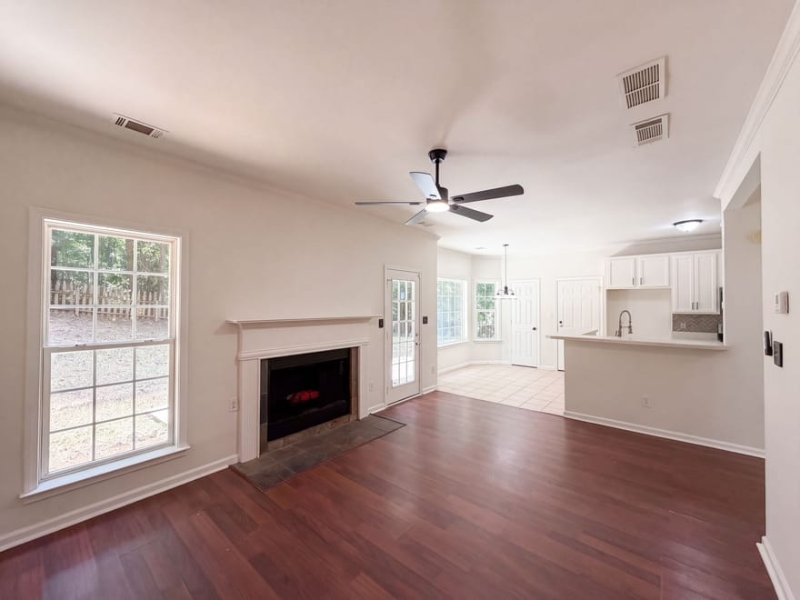 275 Btwn 245 & 275 Forrest Avenue, Fayetteville, Georgia