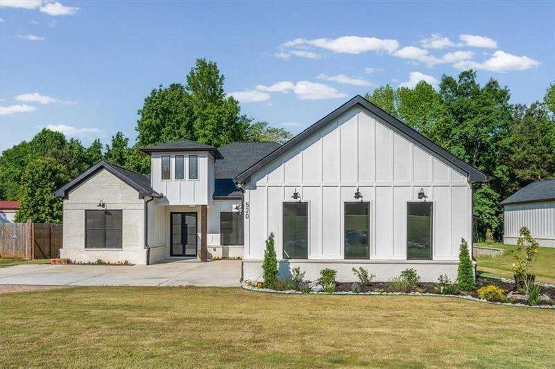520 Rockbridge Road SW, Lilburn, Georgia