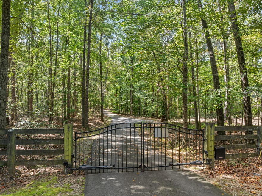 357 Birchwood Drive, Clarkesville, Georgia