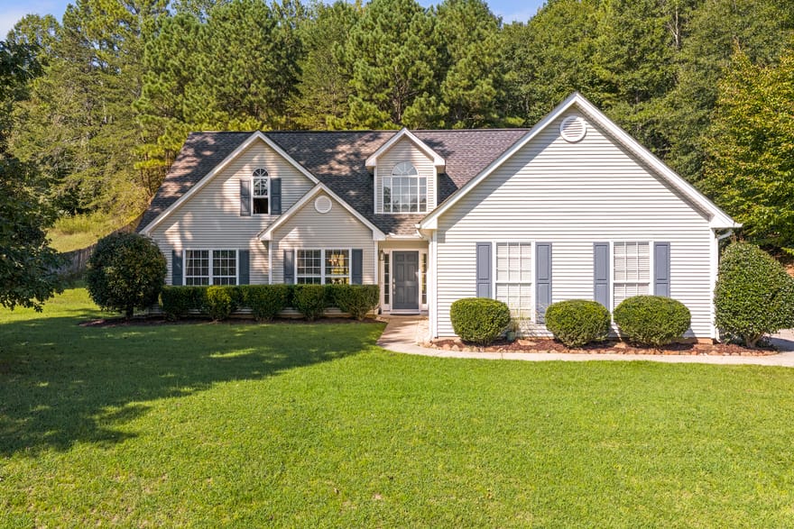 4238 Riviere Point, Gainesville, Georgia
