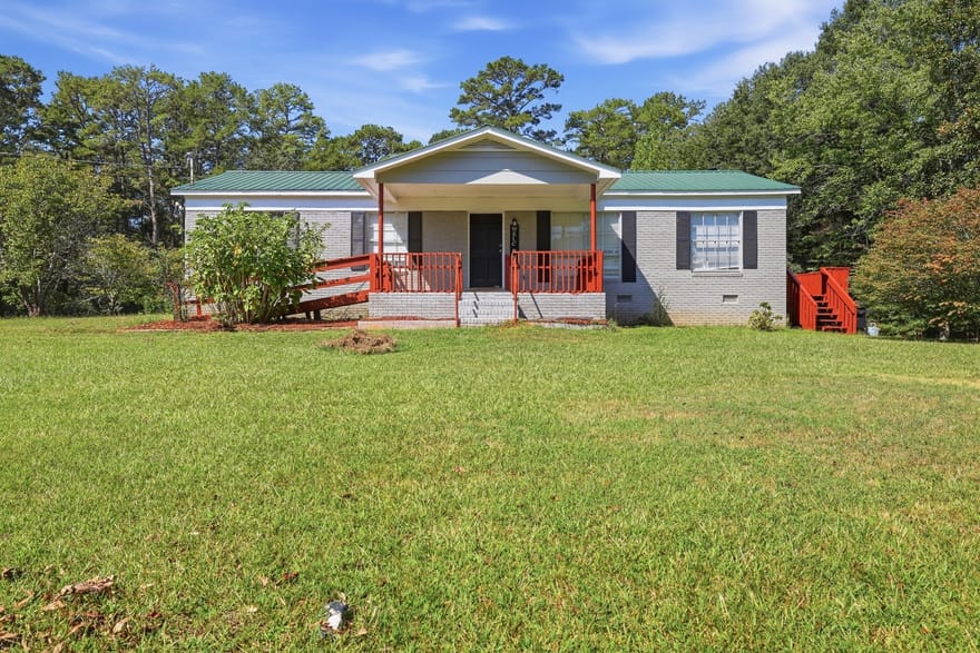 814 Brookdale Road, Toccoa, Georgia