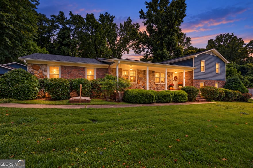 213 Ponderosa Drive, Dallas, Georgia