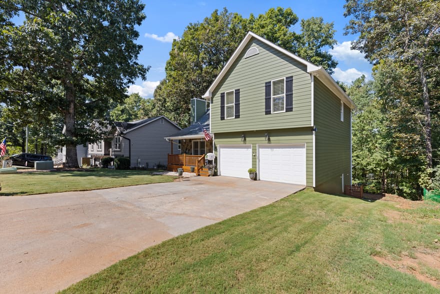69 White Oak Drive, Cartersville, Georgia