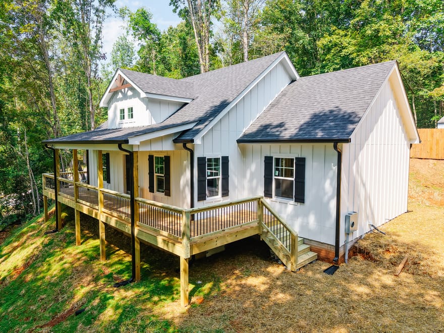650 Duffy Grizzle Road, Dahlonega, Georgia
