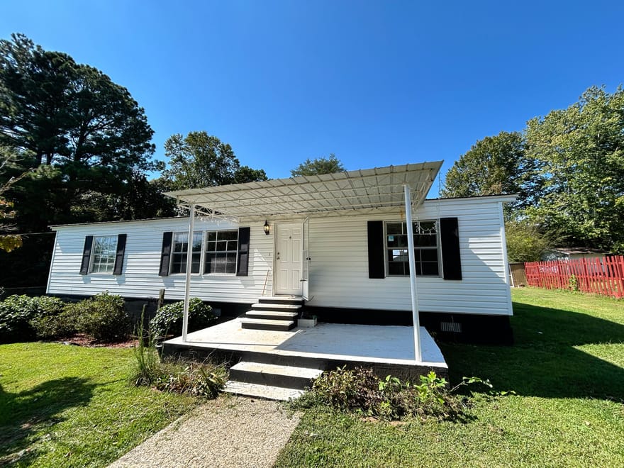 5019 Dicks Hill Parkway, Mount Airy, Georgia