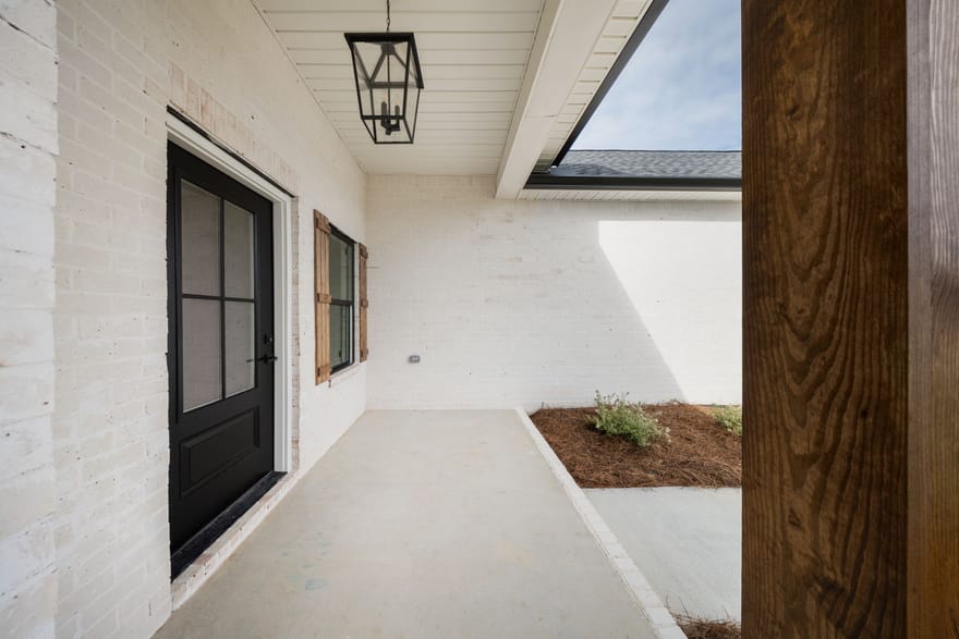141 Early Drive, Byron, Georgia