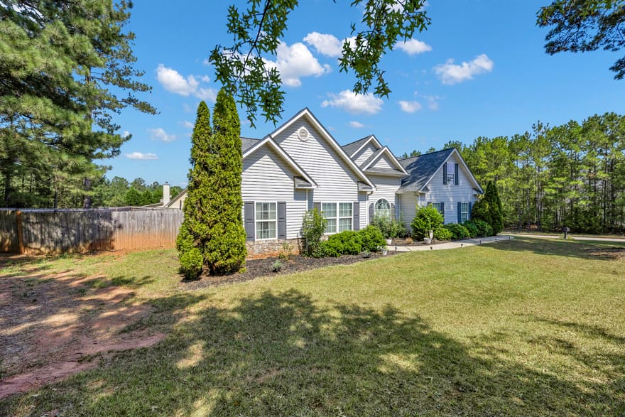 10 Pine Shadow Circle, Covington, Georgia