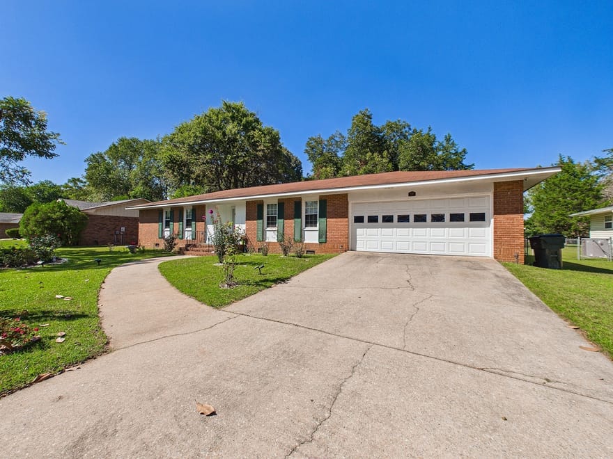 118 Avalon Drive, Warner Robins, Georgia