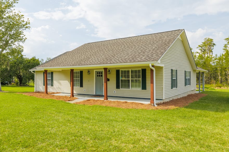 222 Mill Pond Circle, Hahira, Georgia