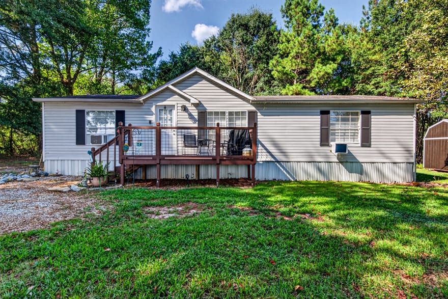 1183 Gumlog Road, Martin, Georgia