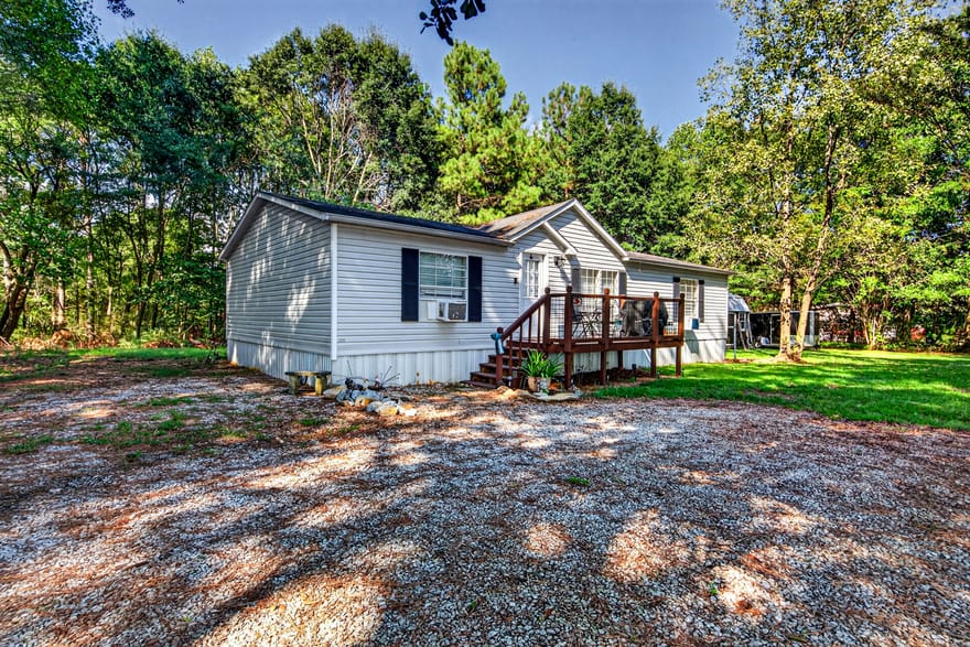 1183 Gumlog Road, Martin, Georgia