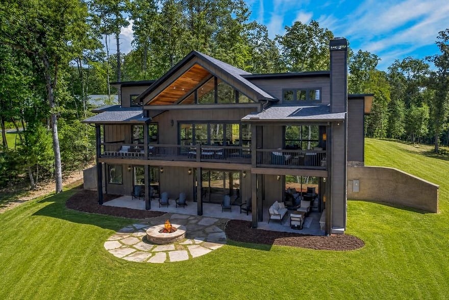 560 Horatio Drive, Blue Ridge, Georgia