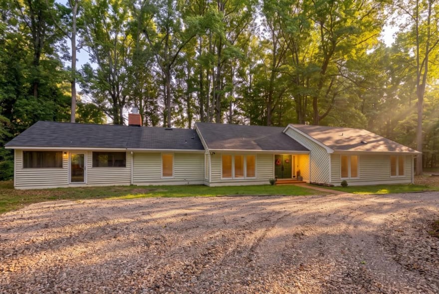 925 Cleveland Road, Bogart, Georgia