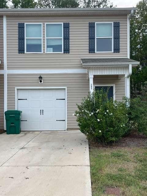 285 NE Oakwood Drive NE, Milledgeville, Georgia