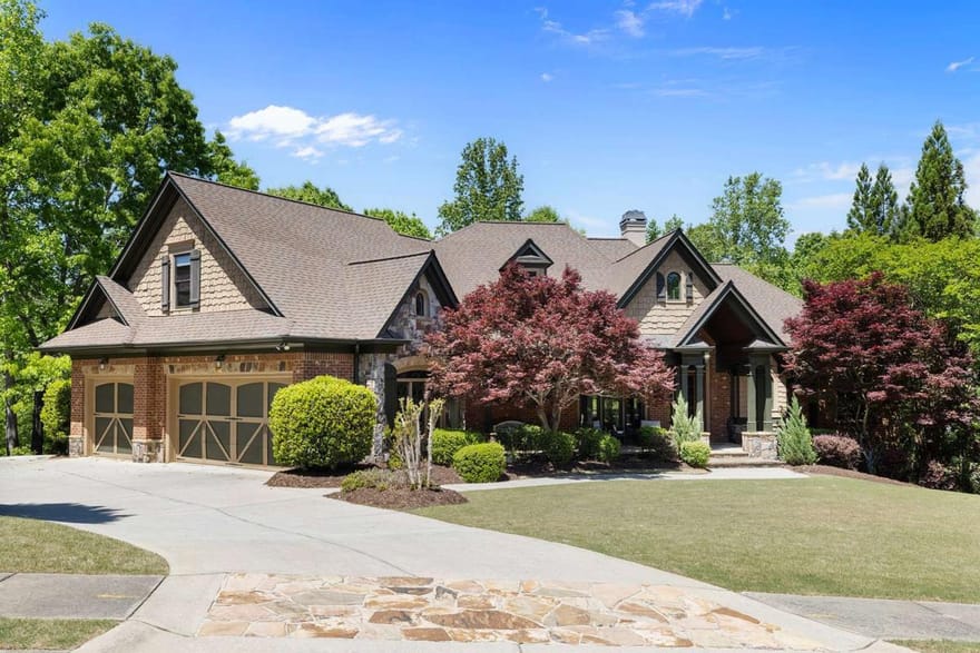 5623 Brendlynn Drive, Suwanee, Georgia