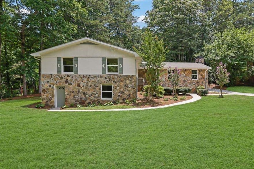 2270 Addison Road NE, Marietta, Georgia