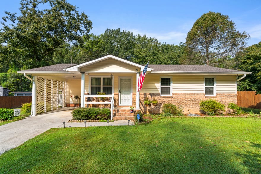 437 Jason Drive, Trion, Georgia